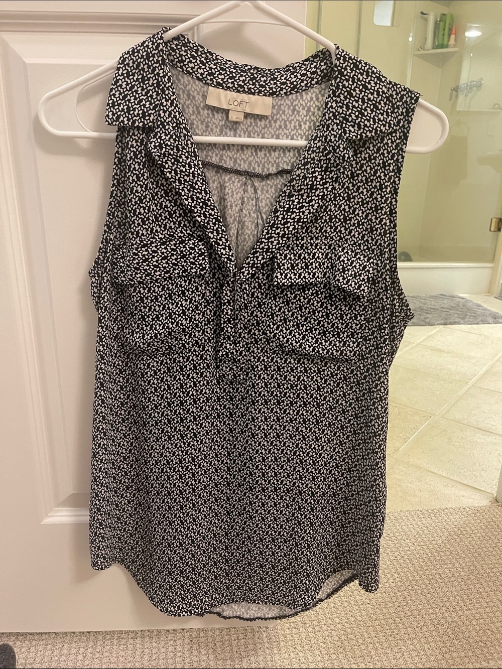 LOFT Black & White Printed Sleeveless Collared Tank